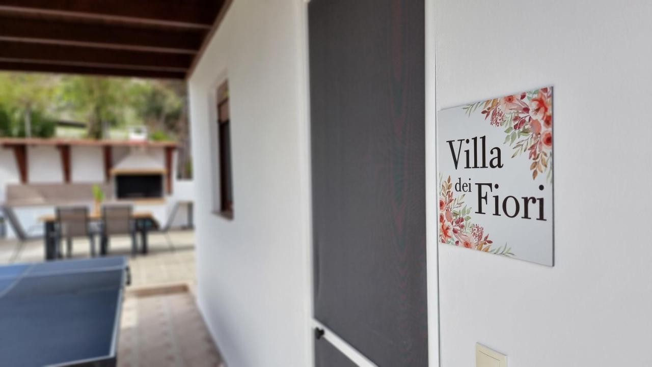 Villa Dei Fiori Киотари Экстерьер фото